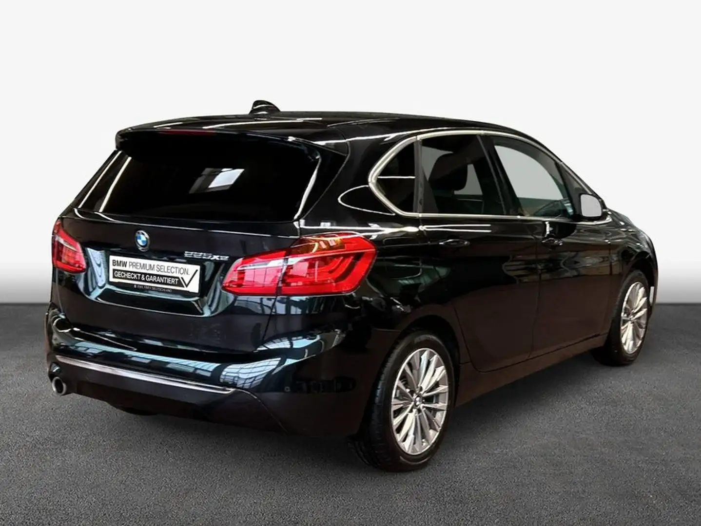 BMW 225 225xe iPerformance Active Tourer Luxury Line *RFK* Černá - 2