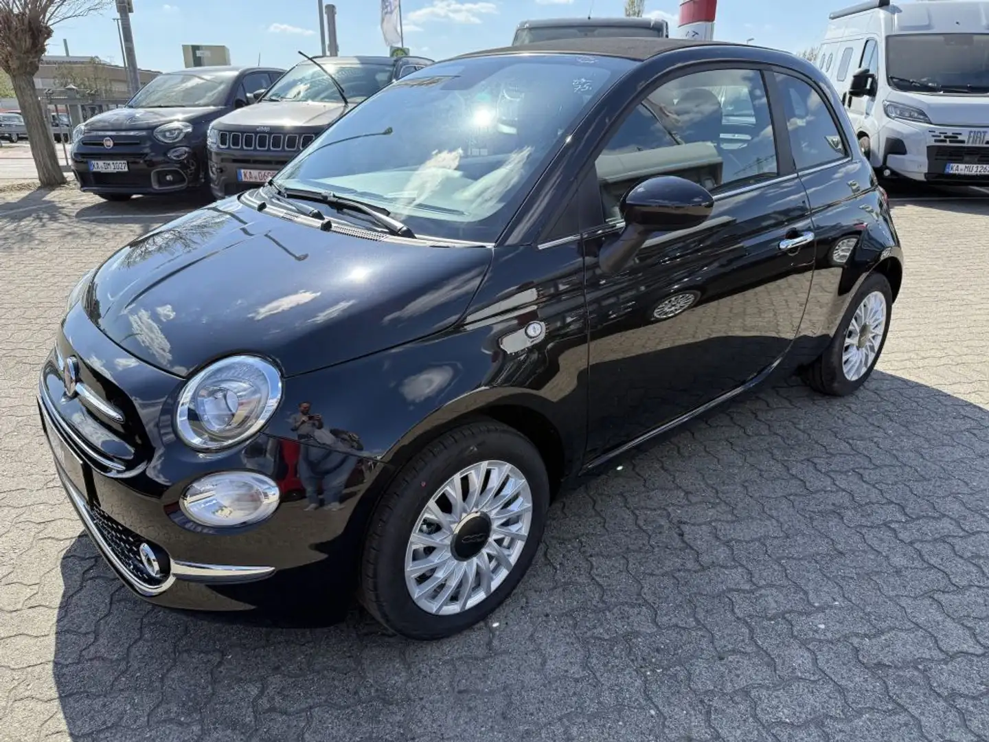 Fiat 500 C 1.0 GSE Hybrid Dolcevita crna - 1