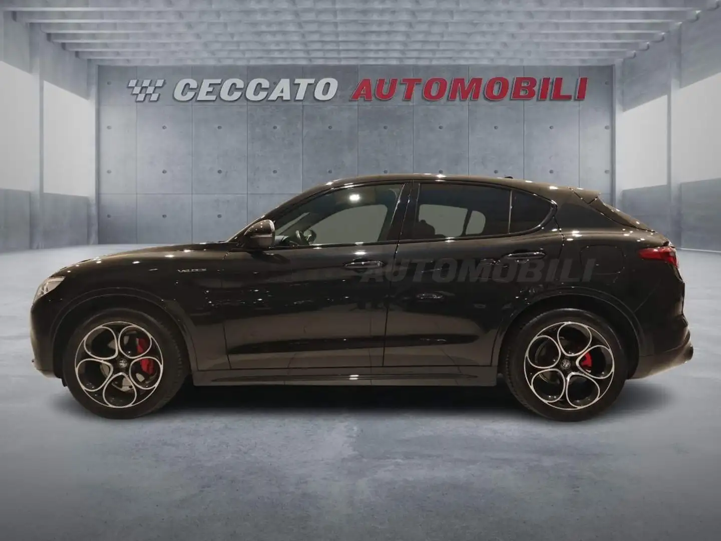 Alfa Romeo Stelvio Stelvio 2.2 t Veloce Q4 210cv auto Noir - 2