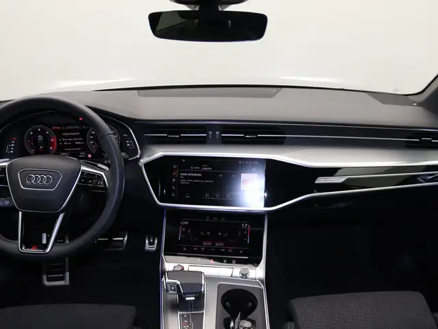 Audi S6 view 10
