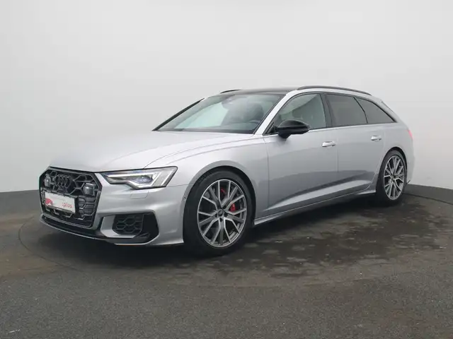 Audi S6 view 2