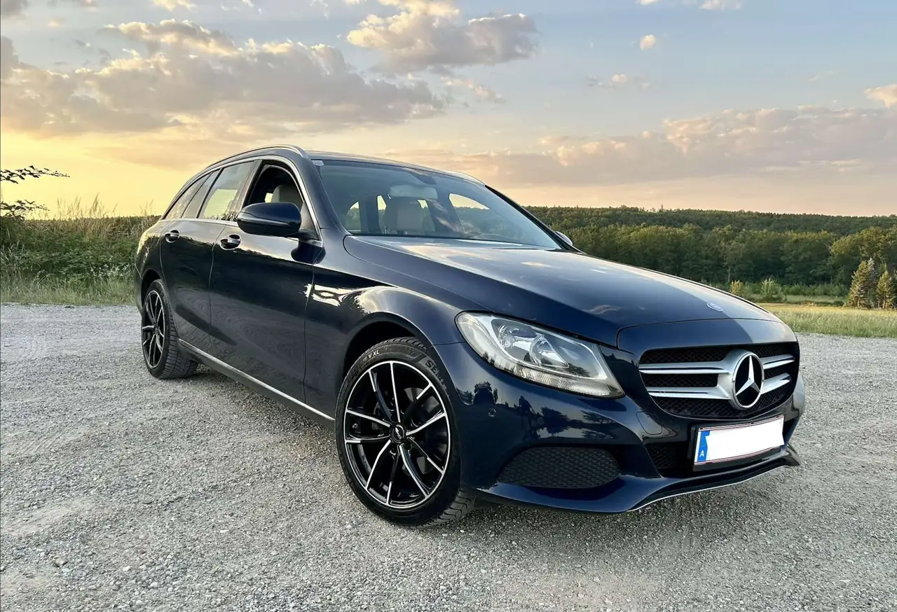 Mercedes-Benz C 220