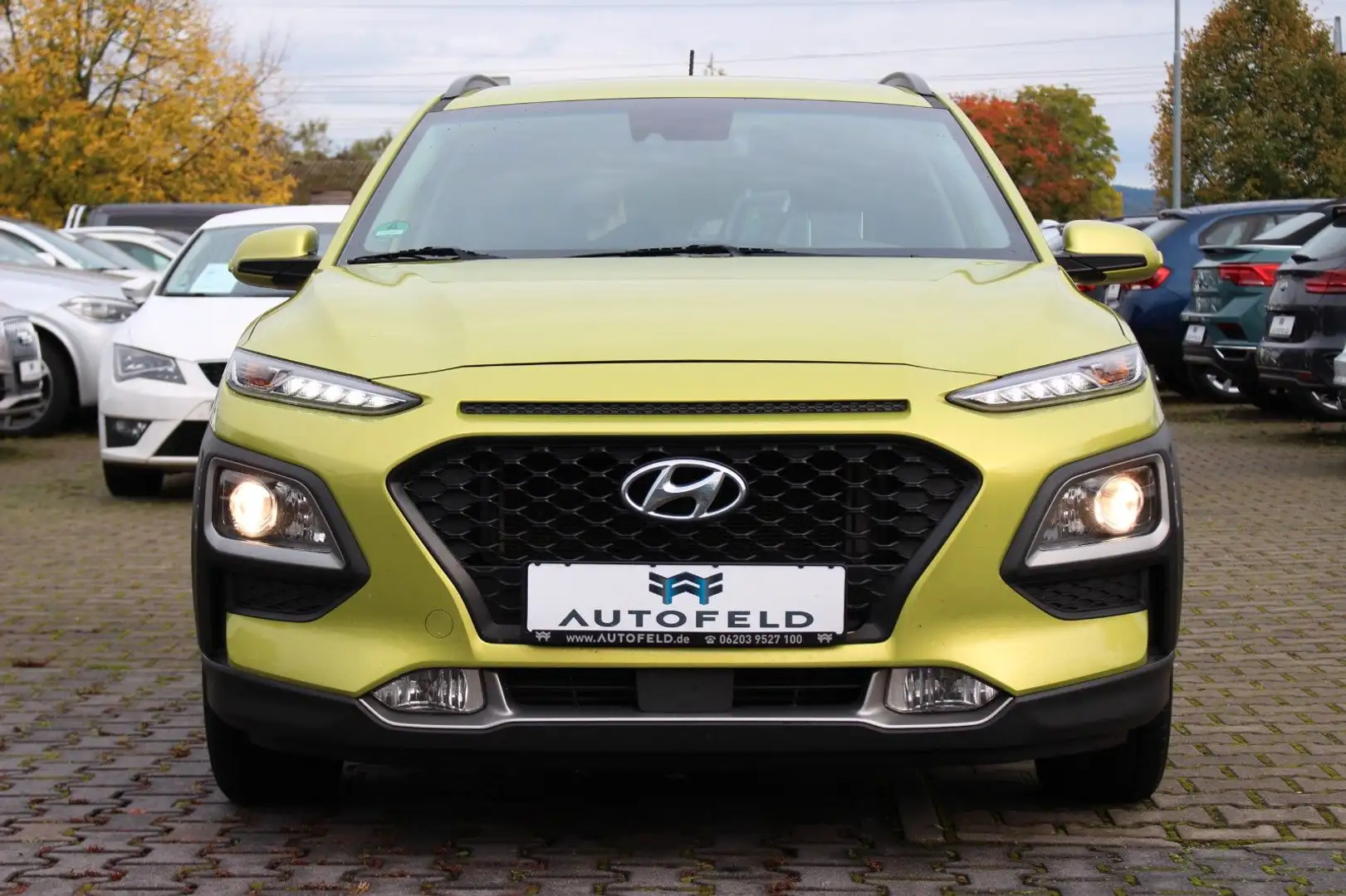 Hyundai KONA 1.0 T-GDI/SHEFT/RCAM/CARPLAY/TEMP/8FACH/ Grün - 2