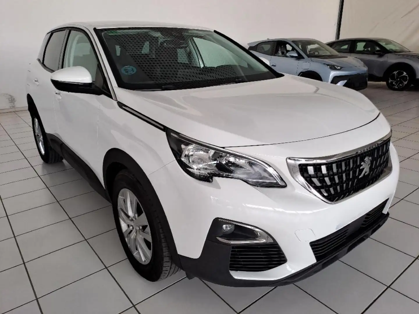 Peugeot 3008 1.2 S&S PureTech Active 130 Blanco - 1