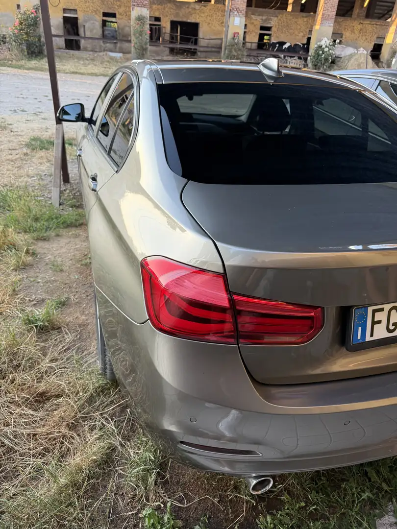 BMW 318 318d Gran Turismo Business Advantage Bronzo - 2