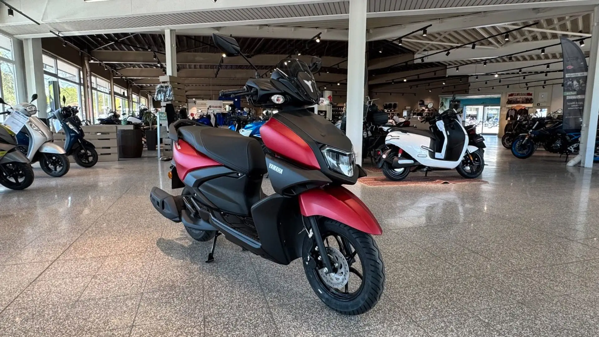 Yamaha RayZR - 2