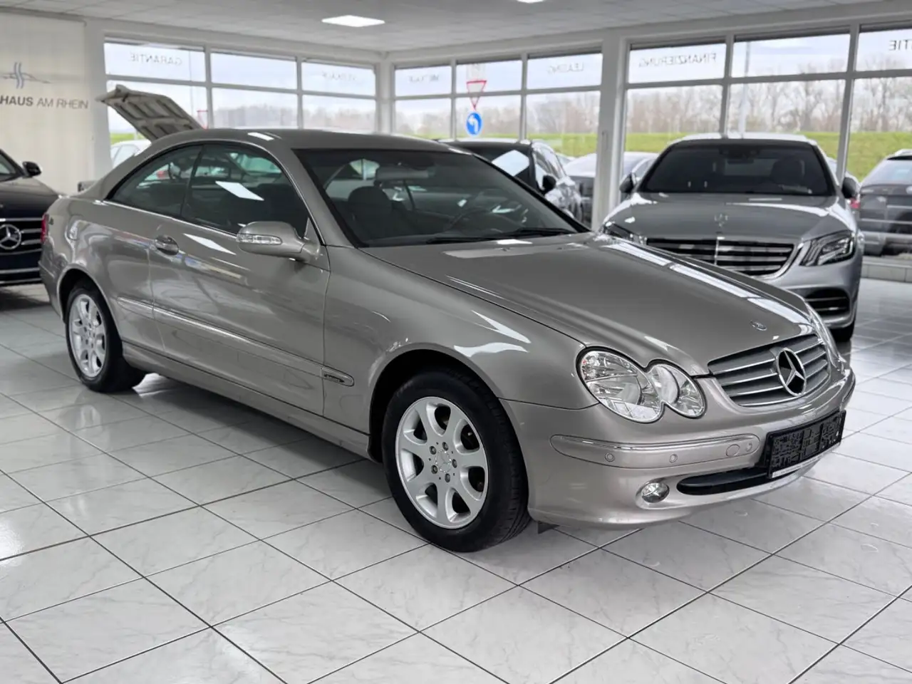 Mercedes-Benz CLK 200