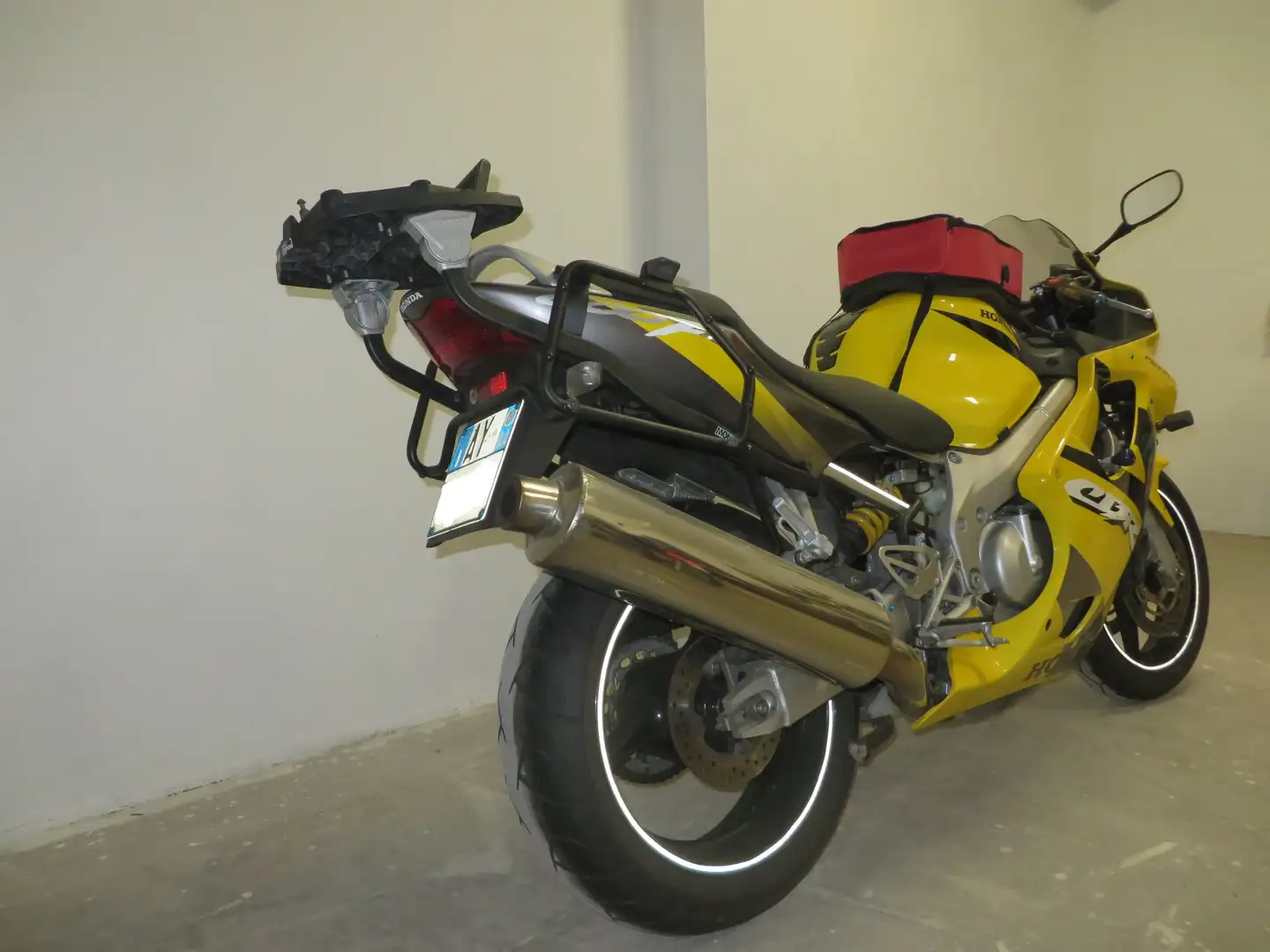 Honda CBR 600 F Jaune - 1