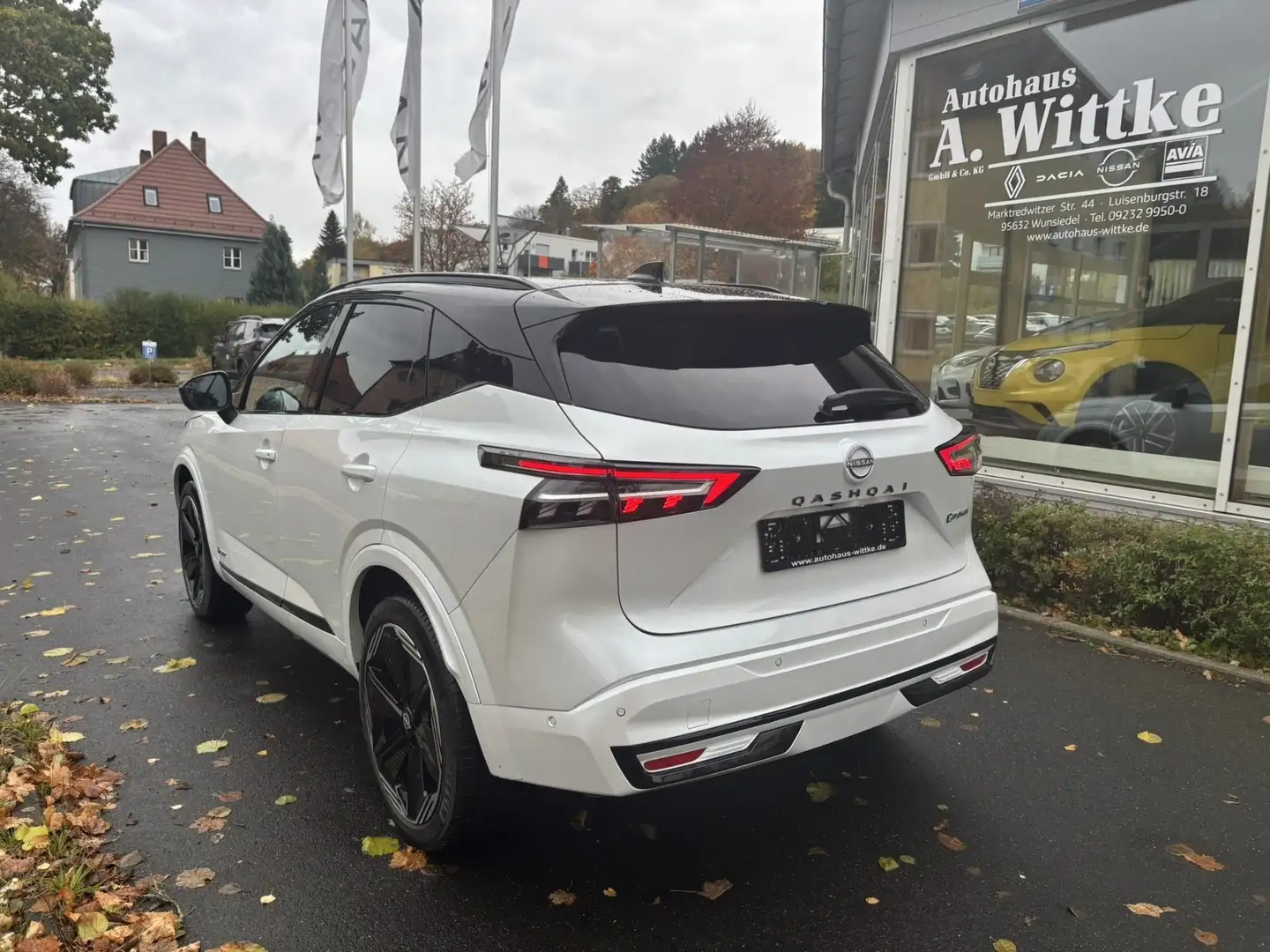 Nissan Qashqai MY24 N-Design 1.5 VC-T e-POWER 190PS 4x2 Negro - 2