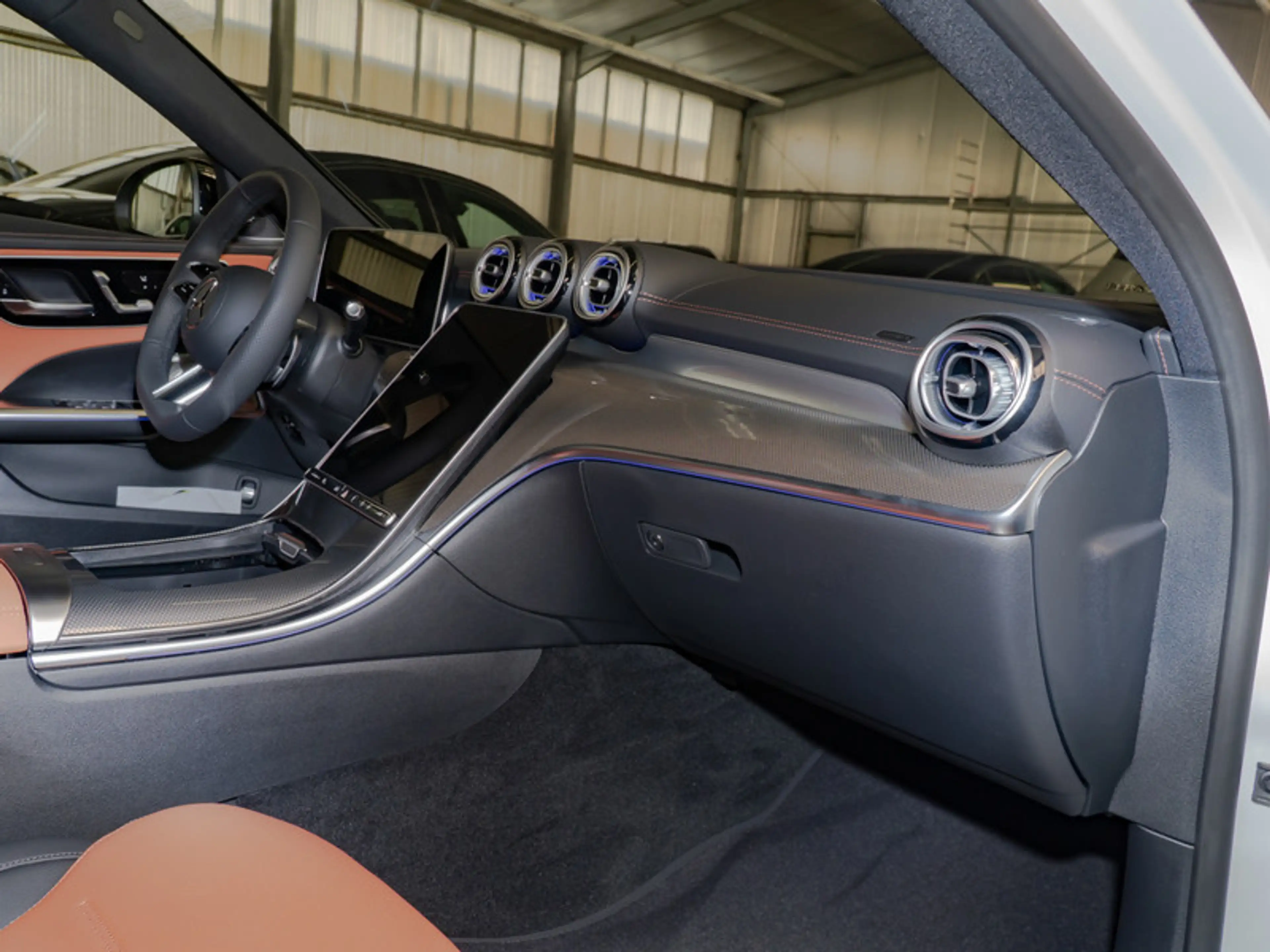 Mercedes-Benz C 200 AMG-Sport/Pano/Burm/Night/Sitzklima/Distr — photo 9