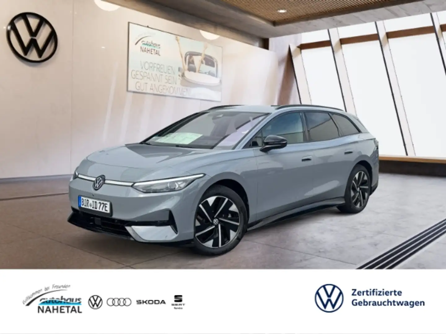 Volkswagen ID.7 Tourer Pro AHK WÄRMEPUMPE IQ-LIGHT INTERIEURPAKET Сірий - 1