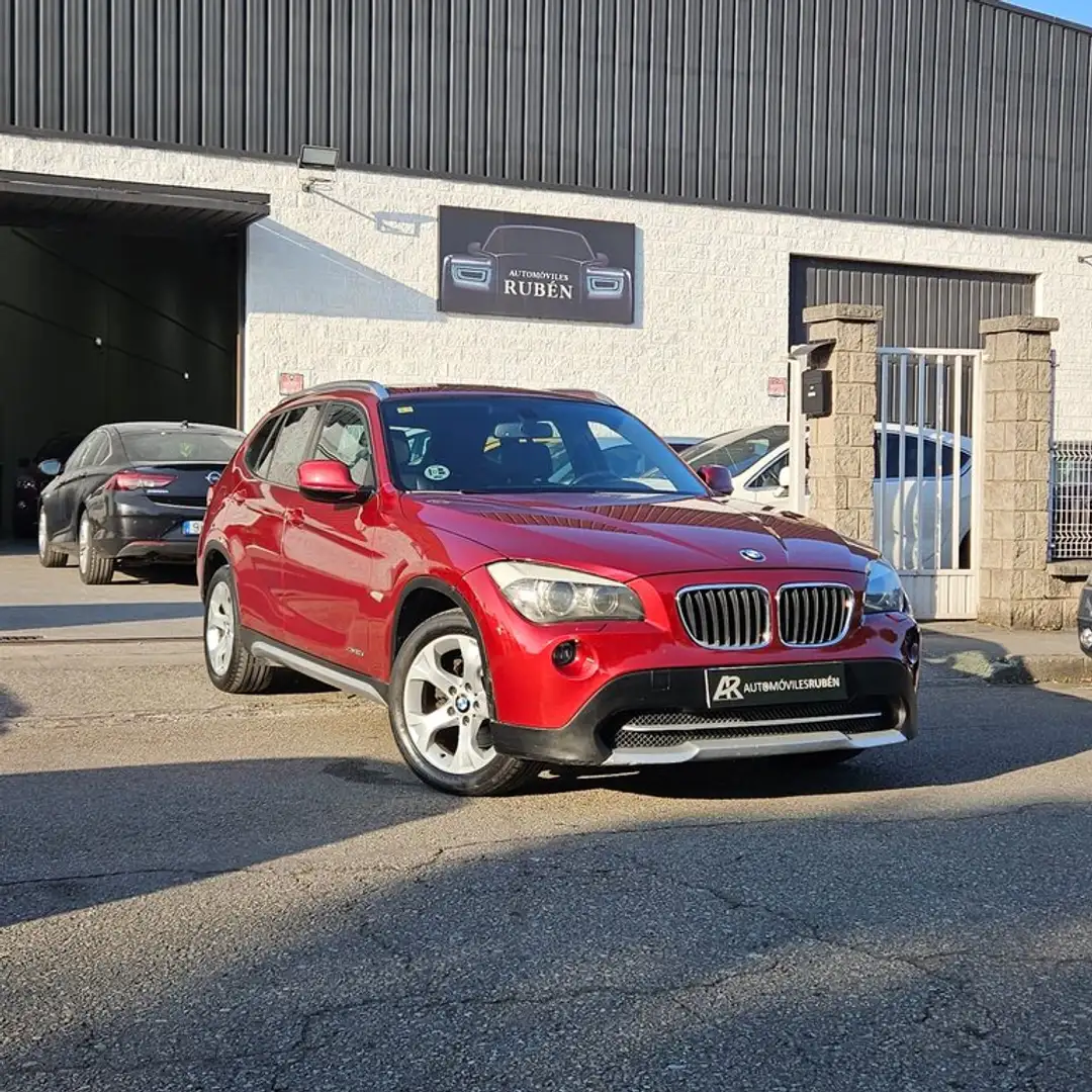 BMW X1 xDrive20d Rouge - 1