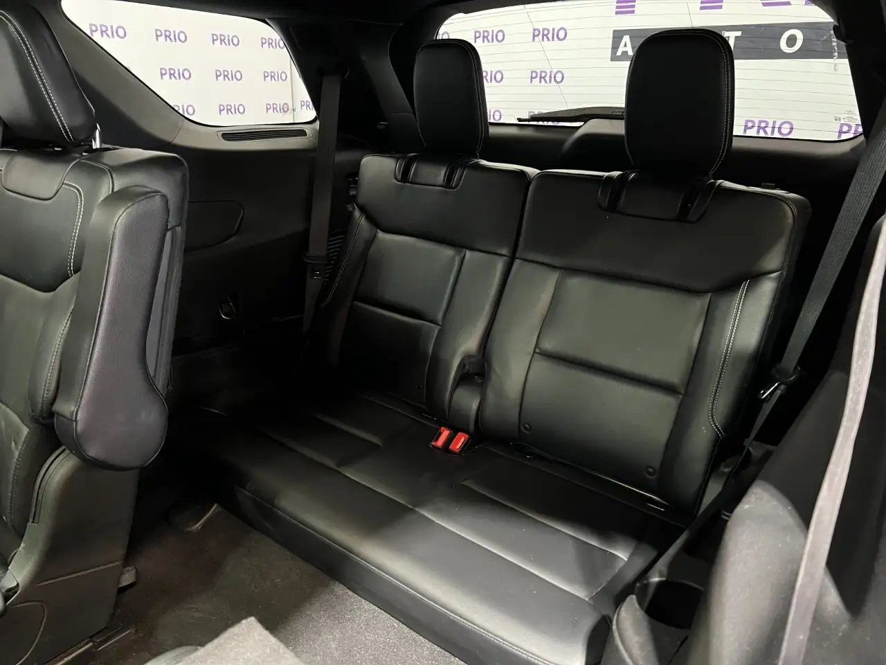Ford Explorer снимка Ford Explorer