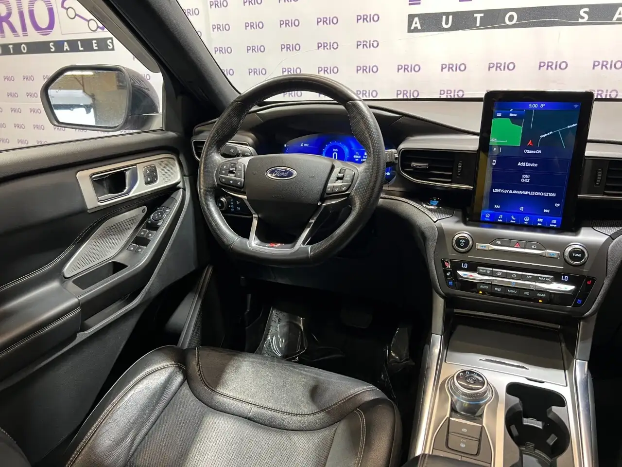 Ford Explorer снимка Ford Explorer