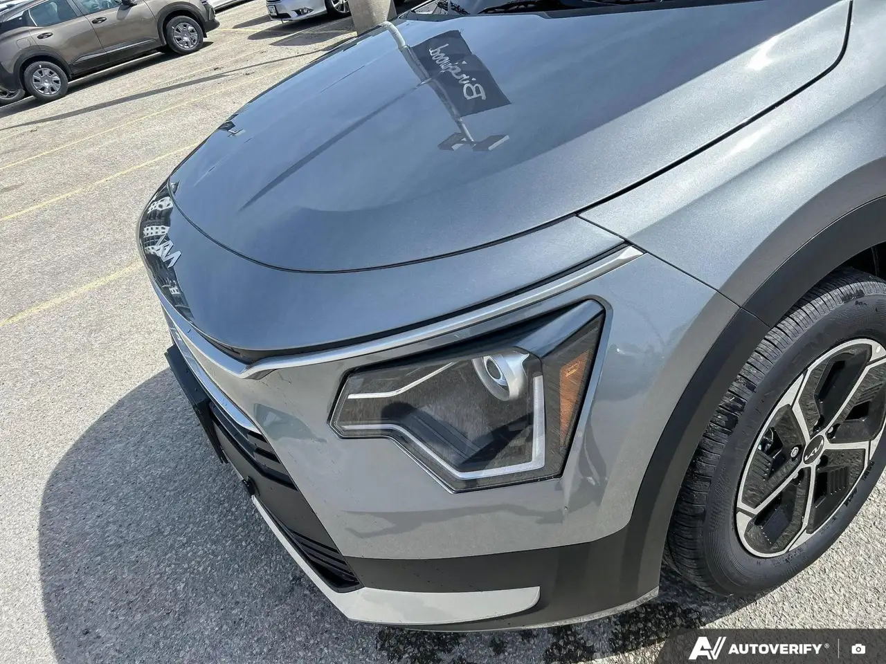 Kia Niro снимка Kia Niro