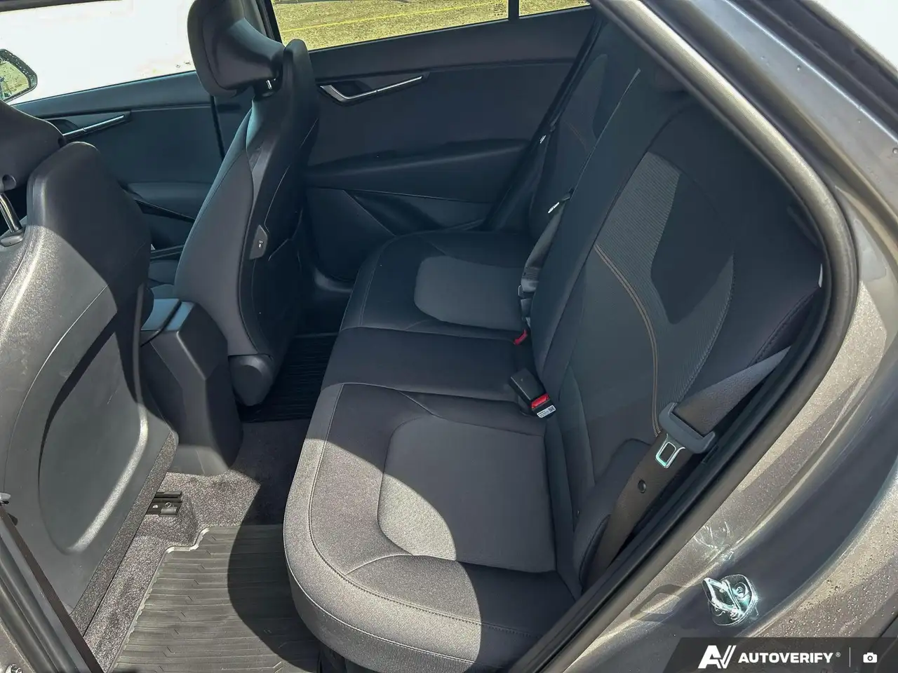 Kia Niro снимка Kia Niro