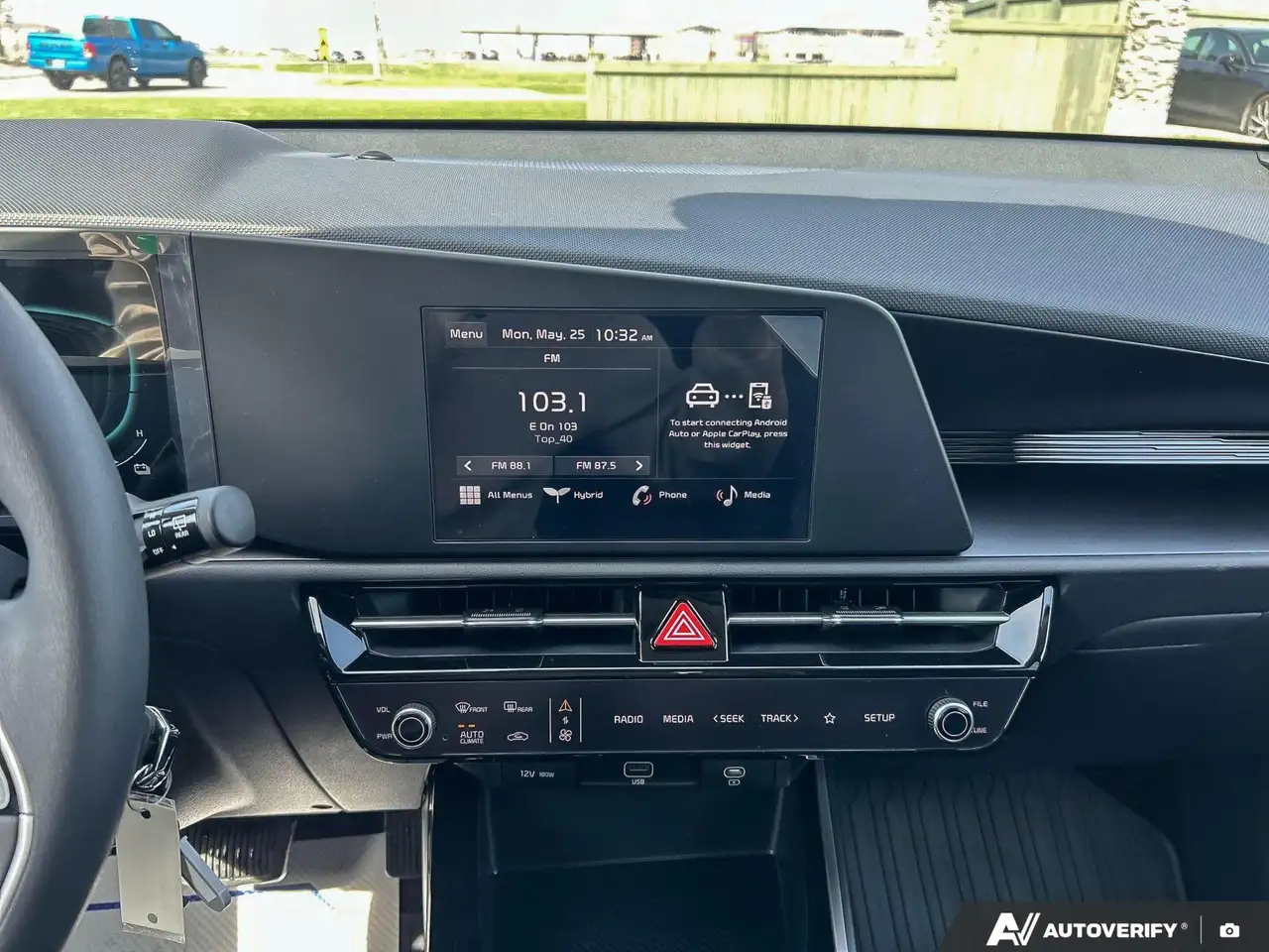 Kia Niro снимка Kia Niro