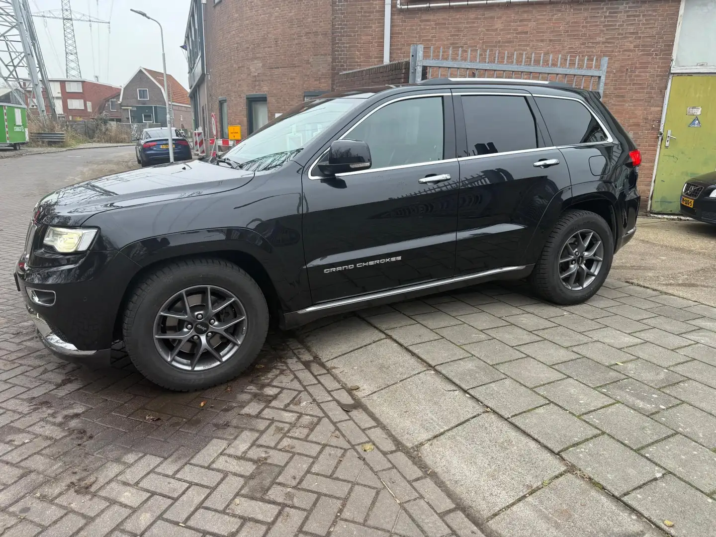 Jeep Grand Cherokee 3.0 CRD Summit Panorama/Xenon/Leer… Zwart - 2