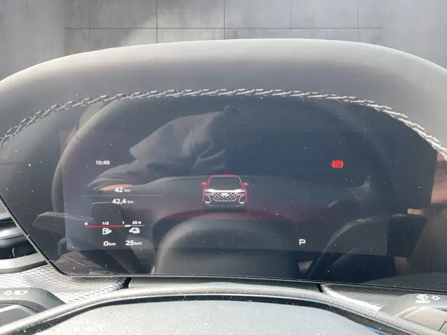 Audi Q5 view 10