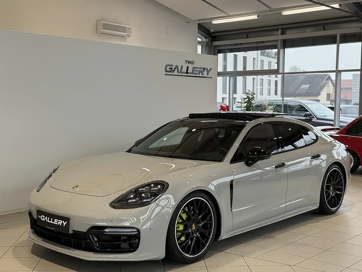 Porsche Panamera 4 E-Hybrid PHEV Aut.*Sport-Design*Kreide*Panorama Grau - 2