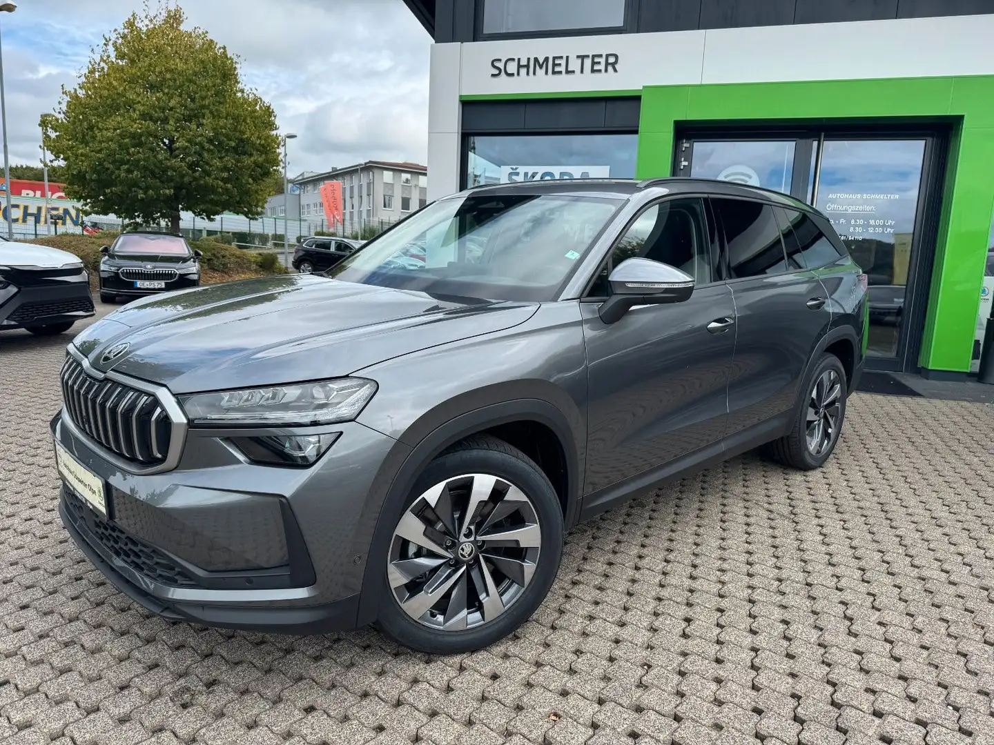 Skoda Kodiaq 2.0 TDI 4x4 Selection Navi+AHK+Canton Gris - 1