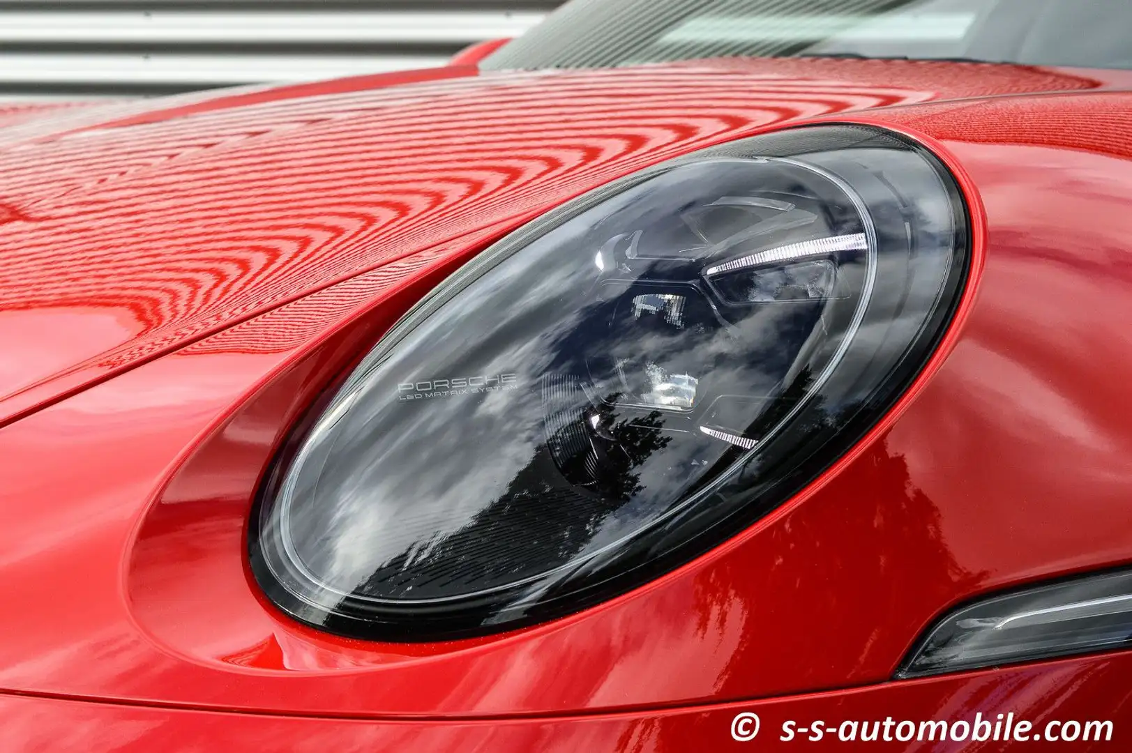 Porsche 992 GT3 Touring Schalter Lift Schale Matrix XPEL Rot - 2