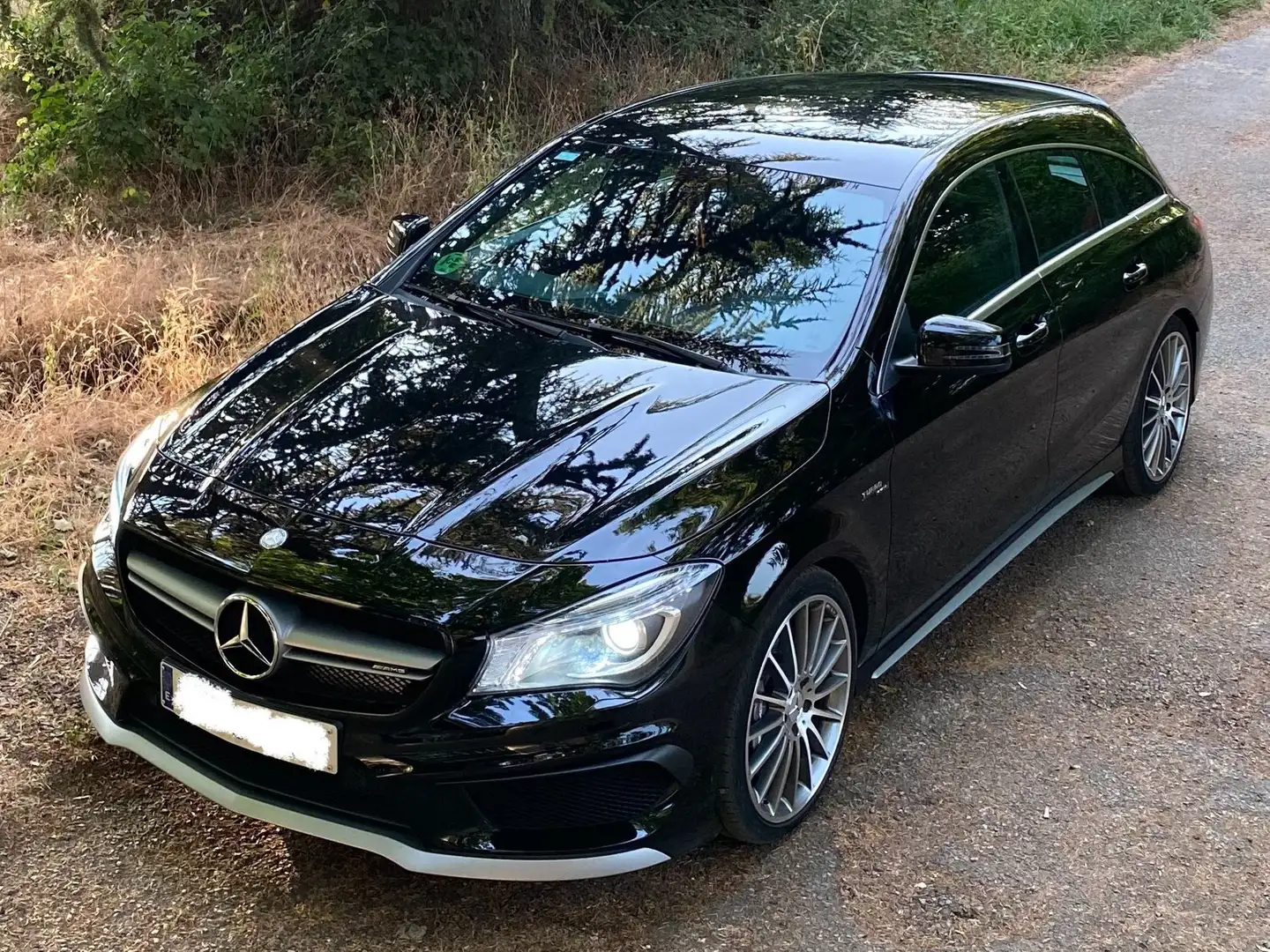 Mercedes-Benz CLA 45 AMG Shooting Brake 4Matic 7G-DCT Negro - 1