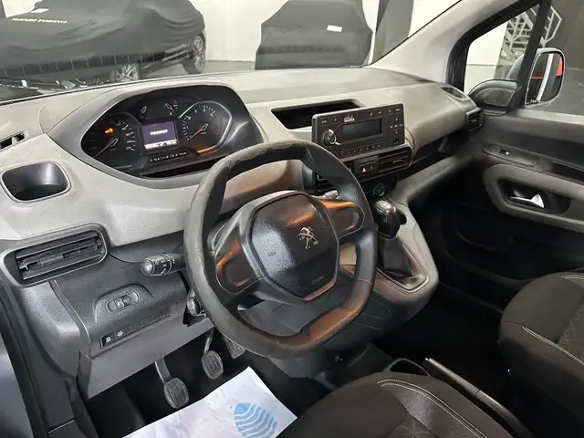 Peugeot Rifter view 7