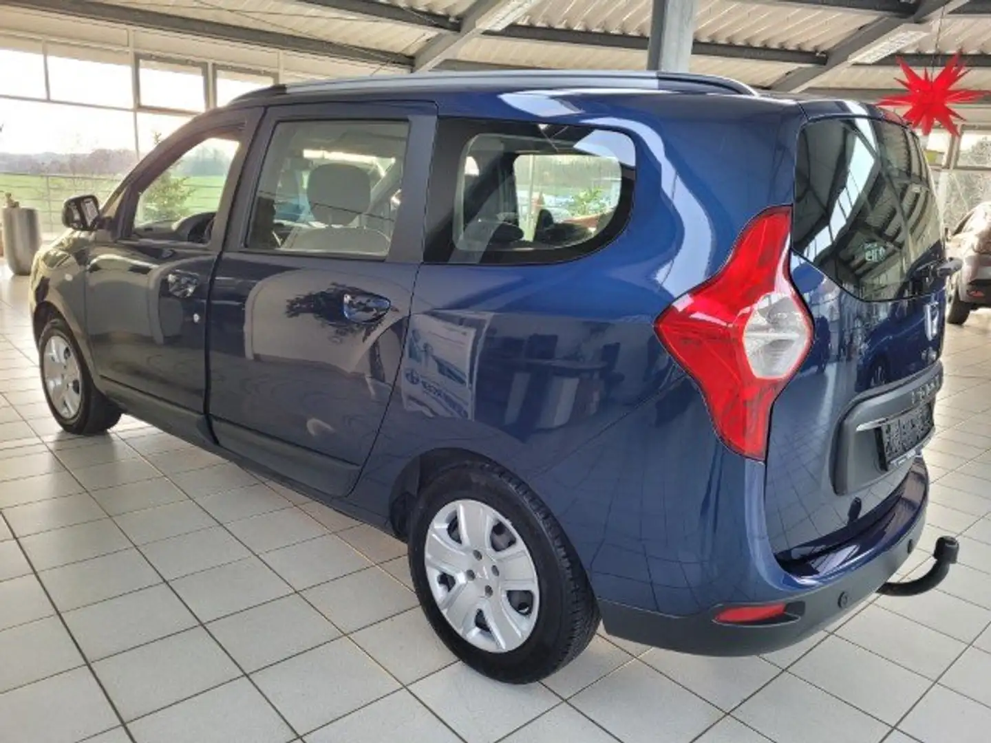 Dacia Lodgy Comfort TCe 115 - !! AKTION!!- NAVI-KLIMA - AHK Blau - 2