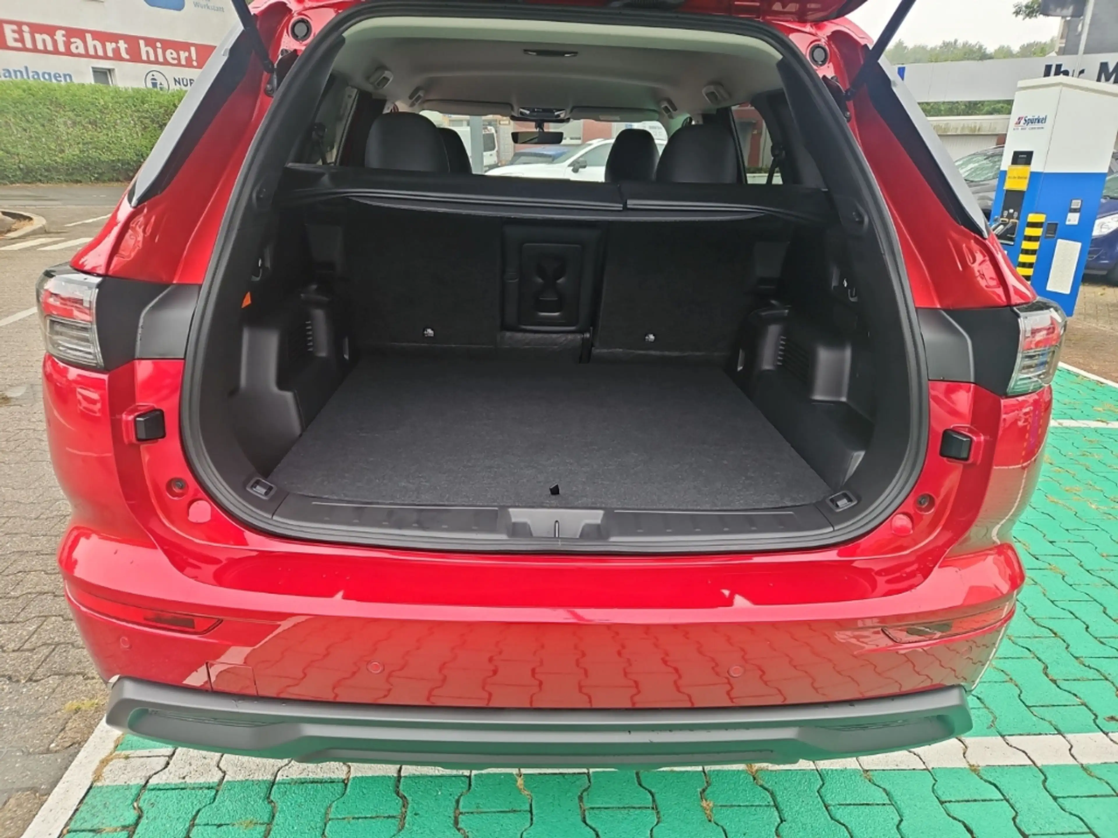 Mitsubishi Outlander PHEV 2.4, 4WD, Plus, Automatik — photo 7