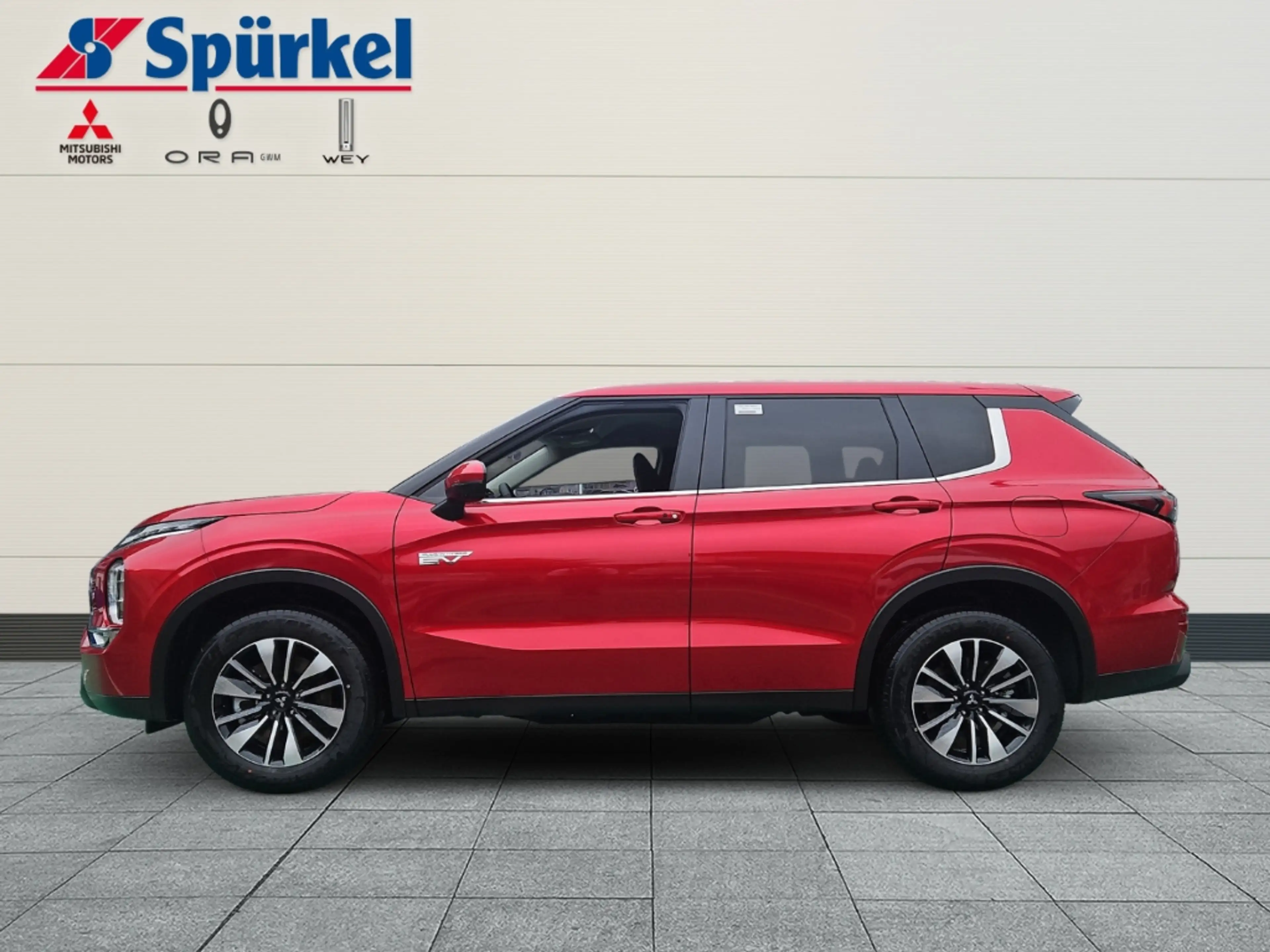 Mitsubishi Outlander PHEV 2.4, 4WD, Plus, Automatik — photo 2
