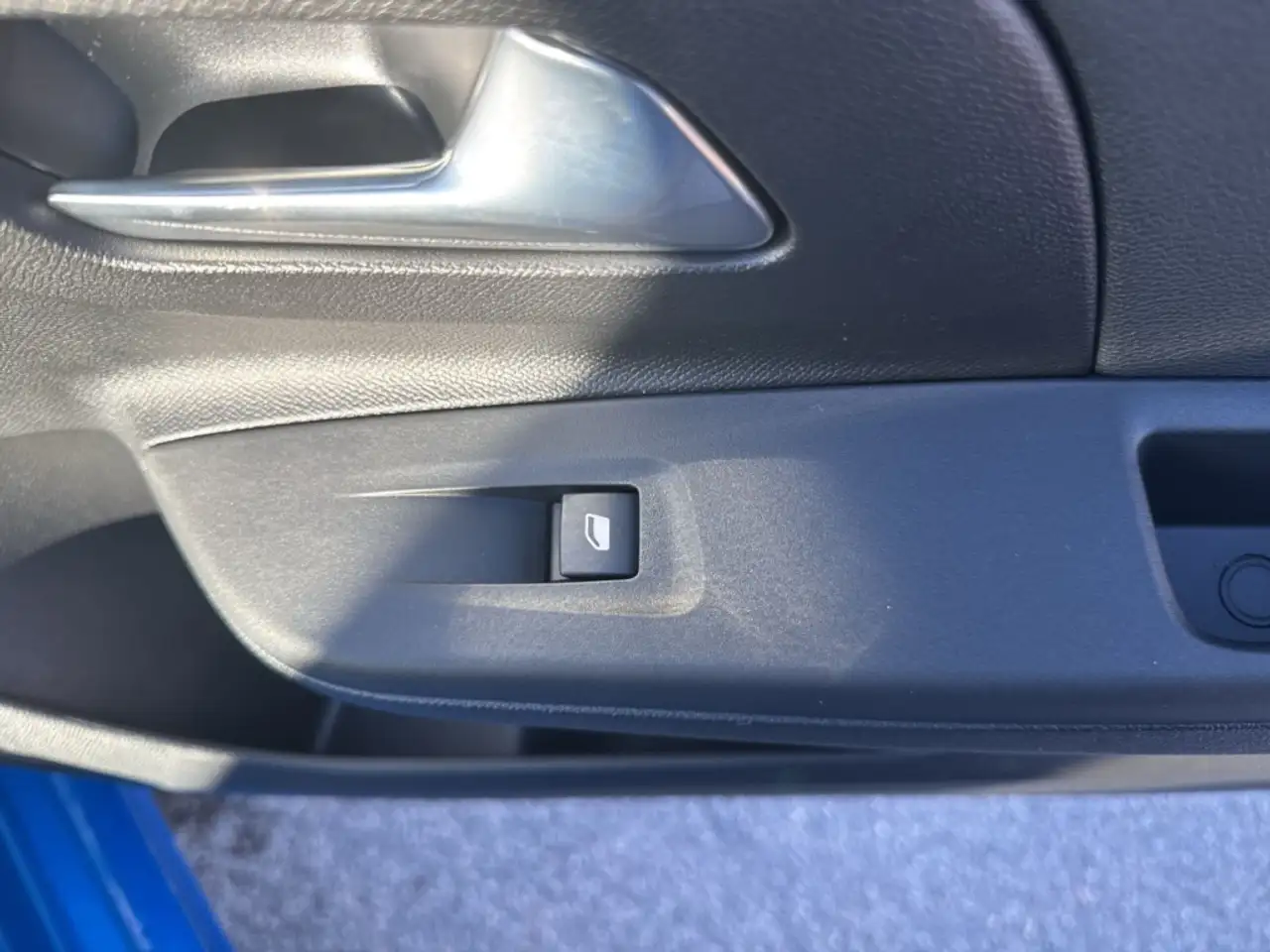 Opel Corsa F YES 1.2 Turbo 100PS LED Klima Allwetter DAB 16