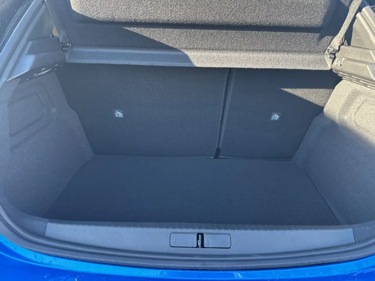 Opel Corsa F YES 1.2 Turbo 100PS LED Klima Allwetter DAB 11