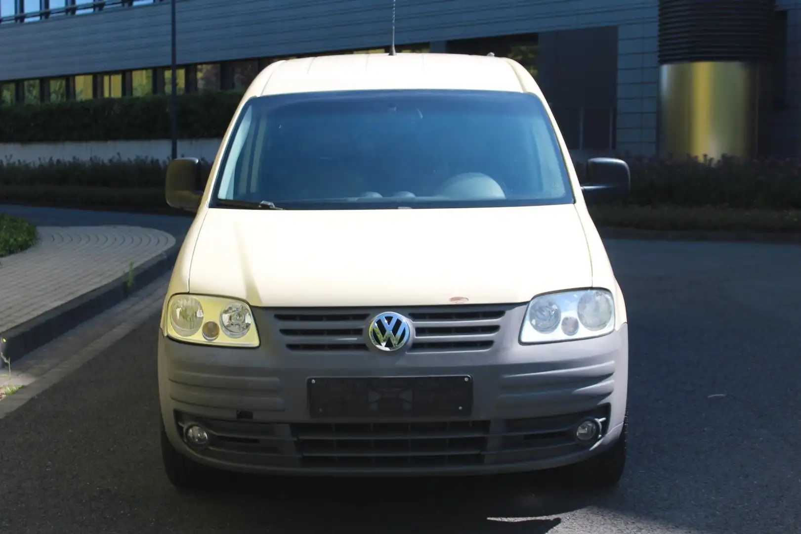 Volkswagen Caddy CADDY*1.9*TDI*MAXI*AUTOMATIK*BEHINDERTENGERECHT* Beige - 2