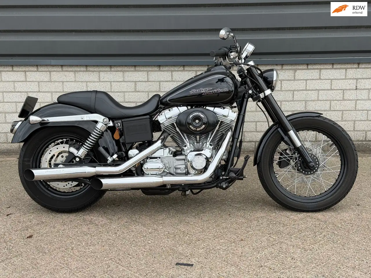 Harley-Davidson Dyna Super Glide