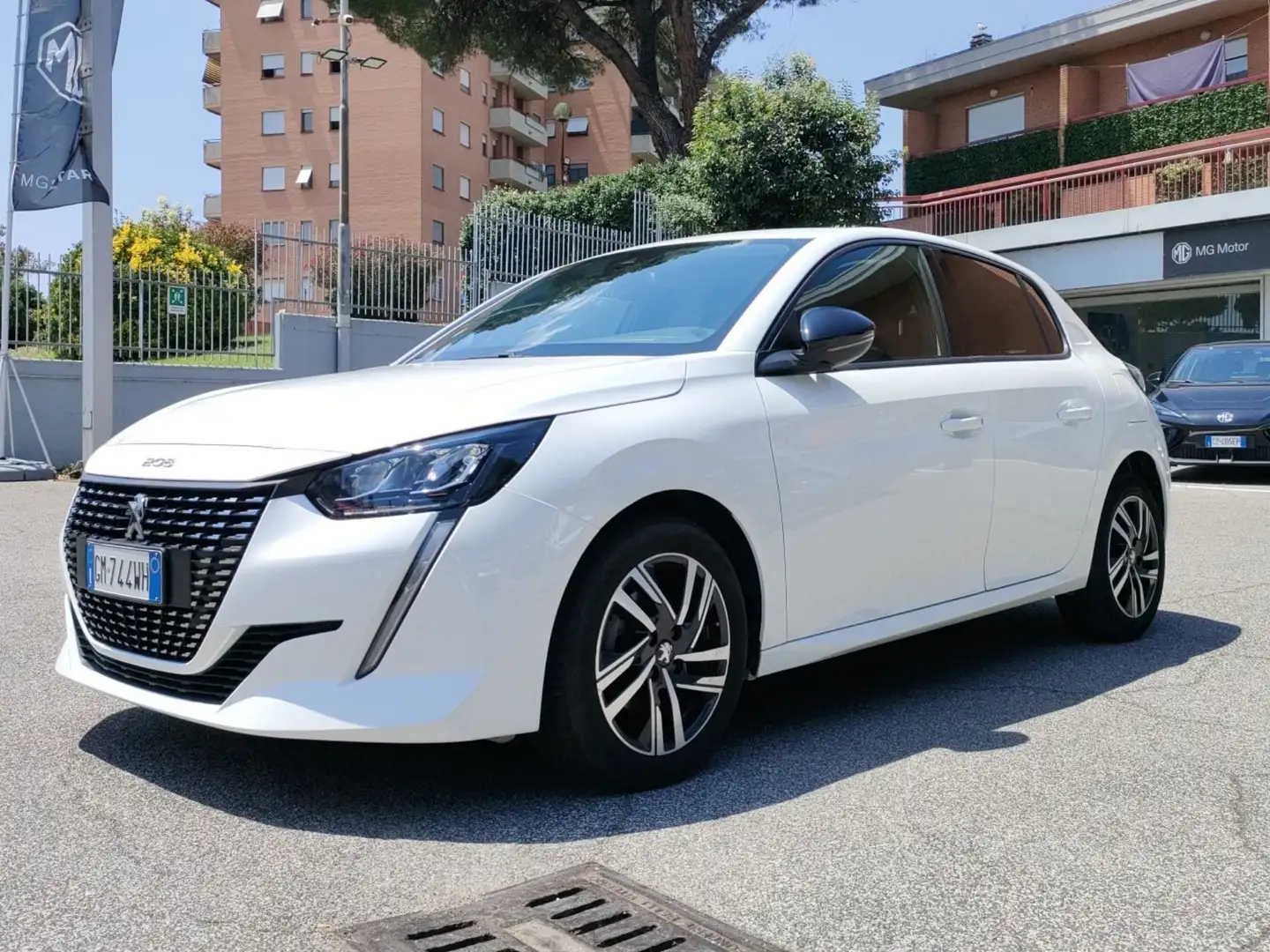 Peugeot 208 1.5 bluehdi Active s&s 100cv Серебристый - 1