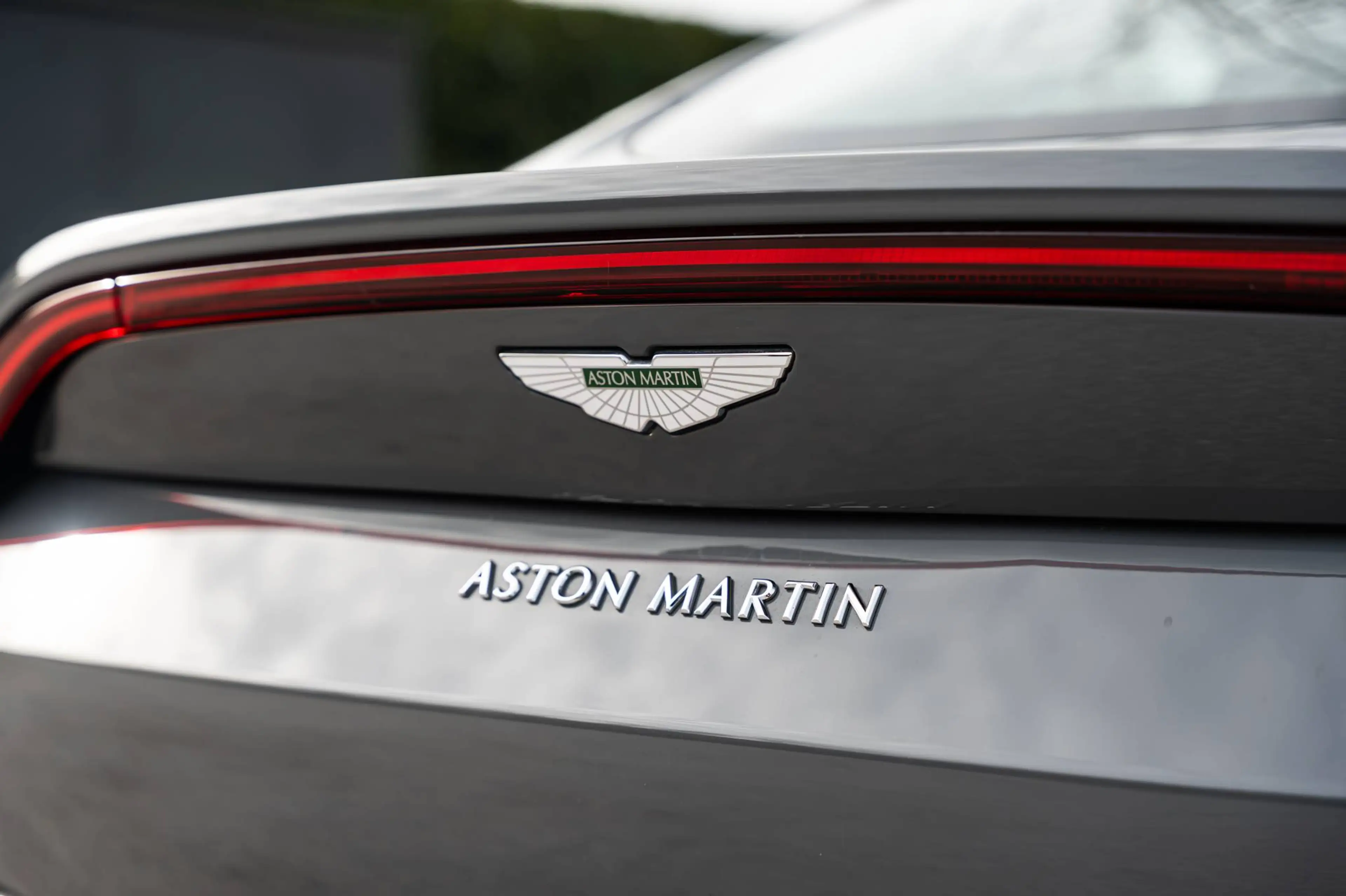 Aston Martin V8 VANTAGE/360°/SEAT VENT/MEMORY SEATS/ONLY 21200 KM — photo 12