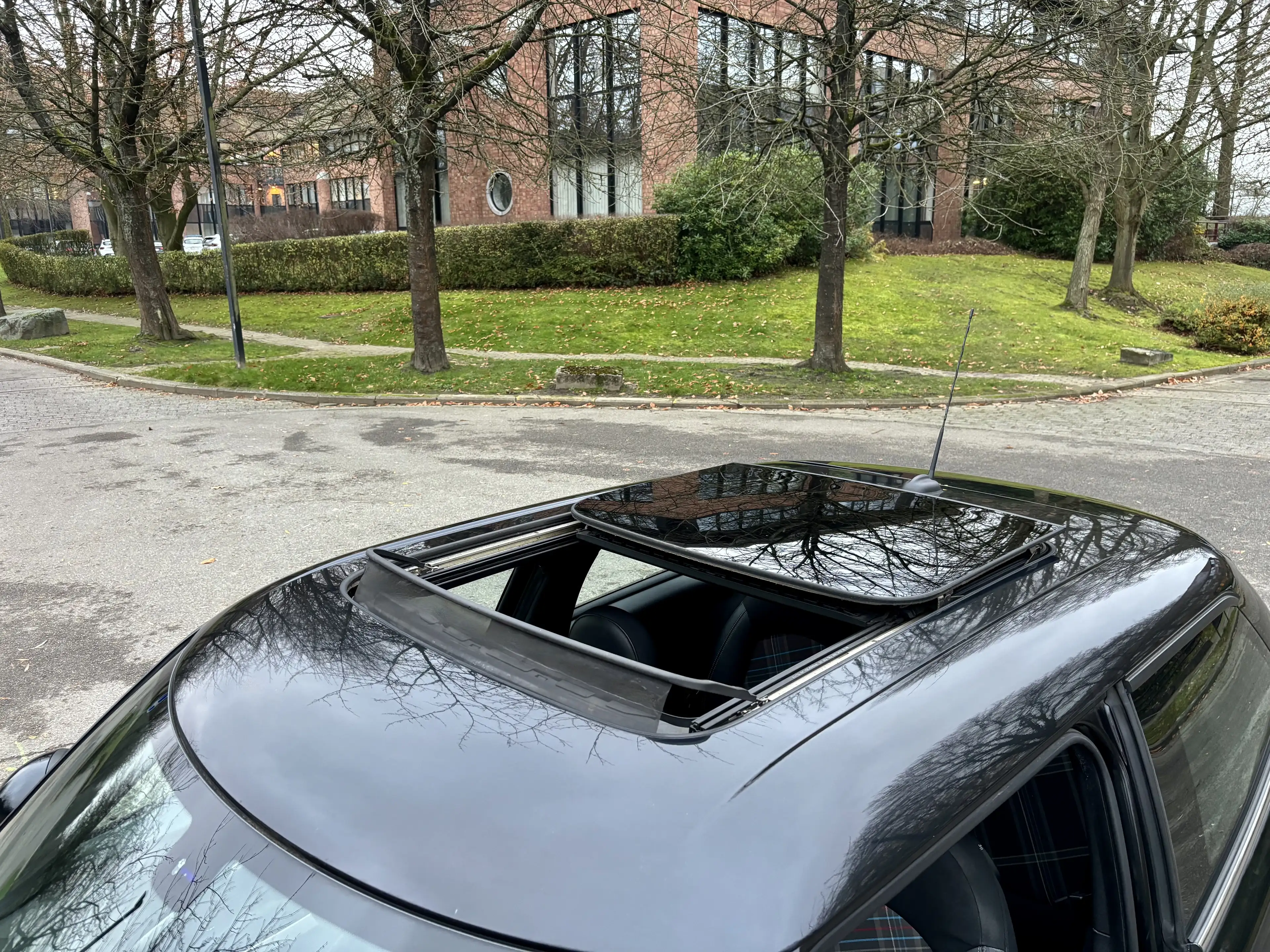 MINI Cooper D Paceman 1.6 D Cooper * Pano - Navi - Xenon * — photo 11