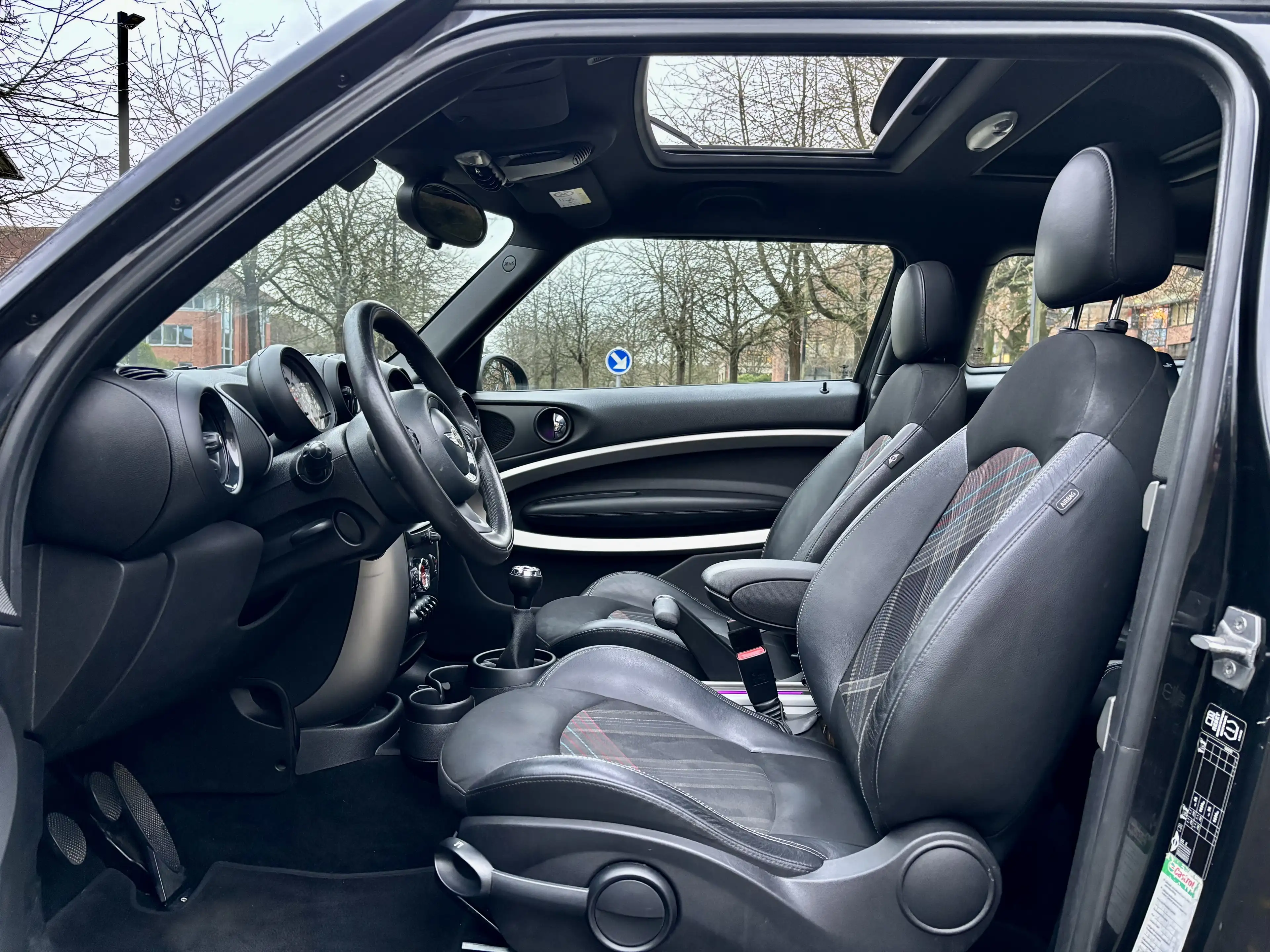 MINI Cooper D Paceman 1.6 D Cooper * Pano - Navi - Xenon * — photo 13