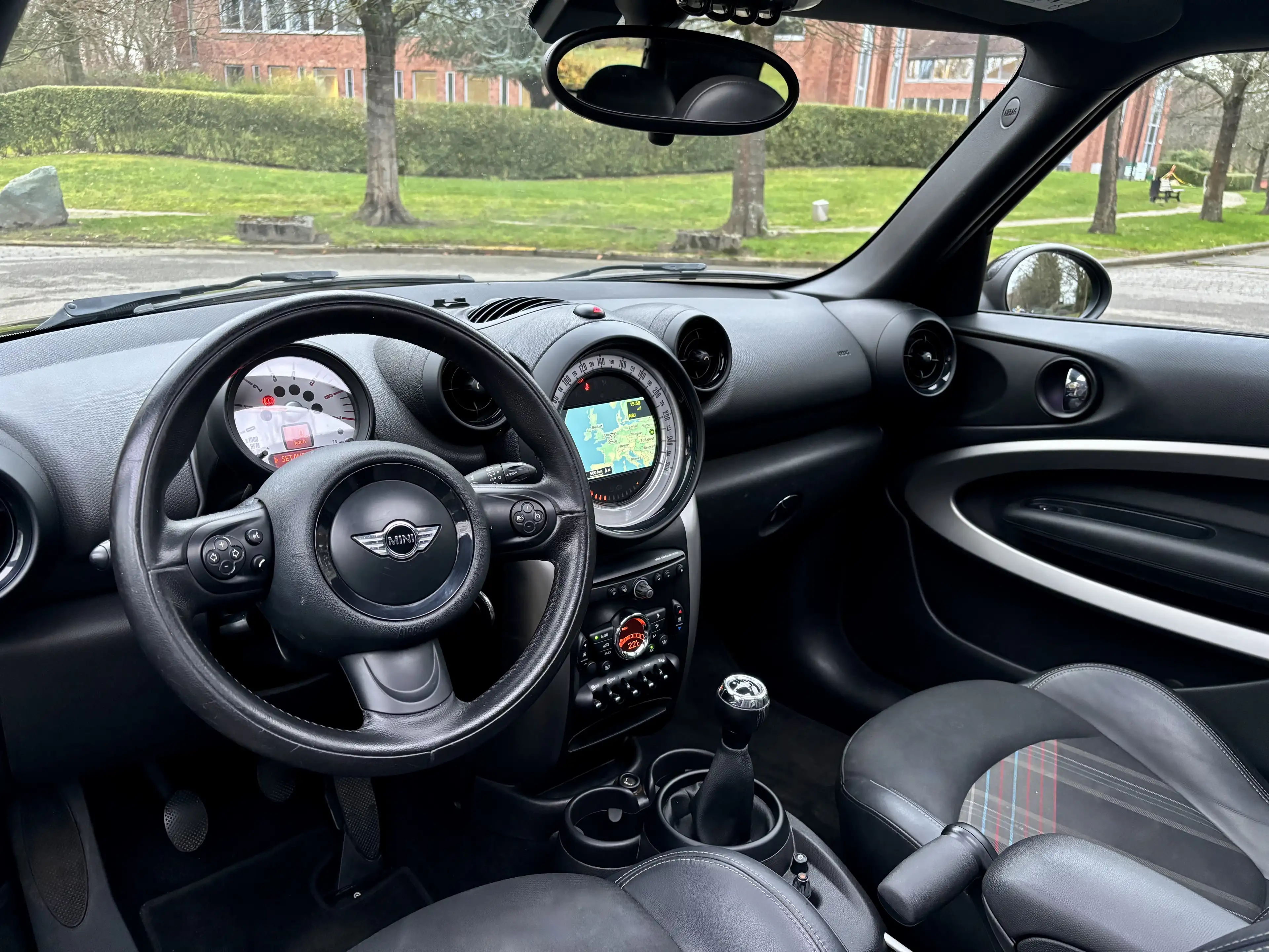 MINI Cooper D Paceman 1.6 D Cooper * Pano - Navi - Xenon * — photo 12