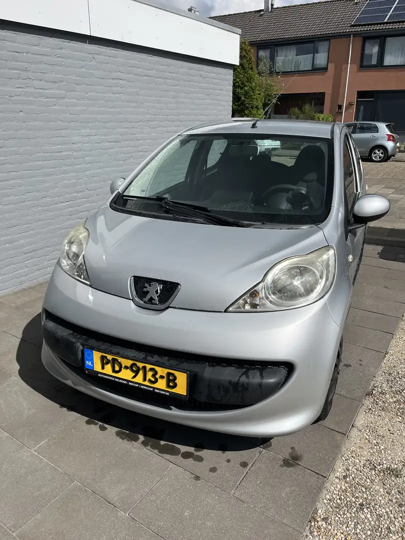 Peugeot 107 1.0-12V XS Grijs - 1