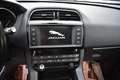 Jaguar F-Pace F-Pace  2.0d R-Sport awd 180cv auto Argento - thumbnail 7