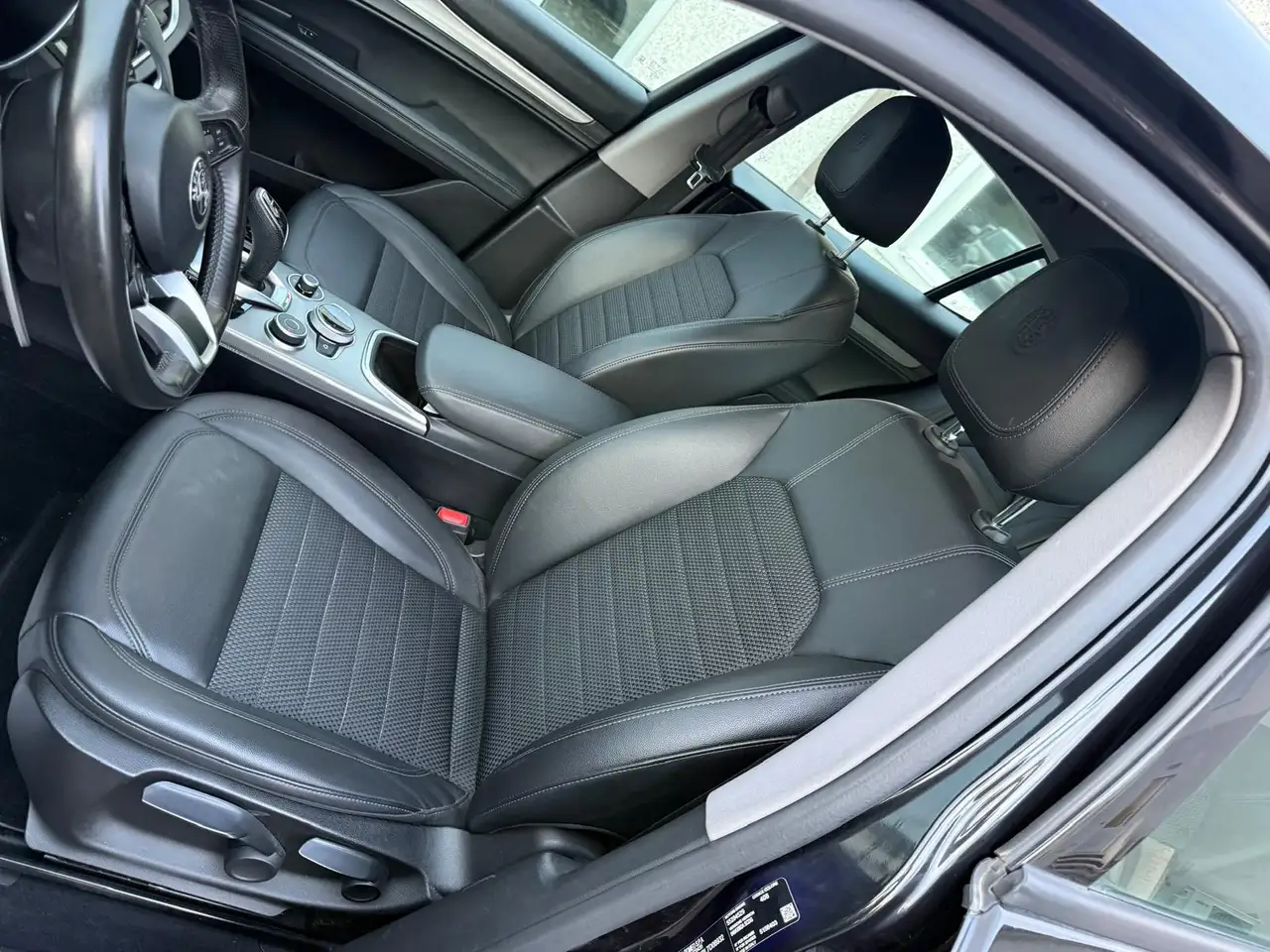 Alfa Romeo Stelvio 2021 — фото 8
