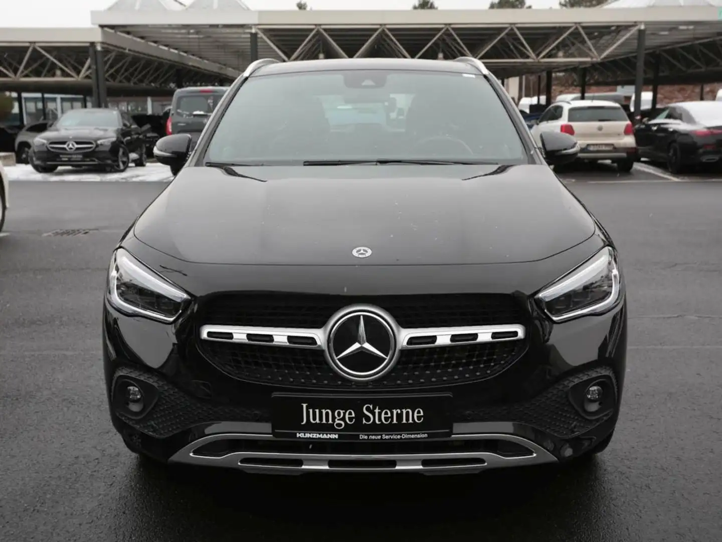 Mercedes-Benz GLA 200 d 4M Progressive MBUX Navi Panorama Schwarz - 2