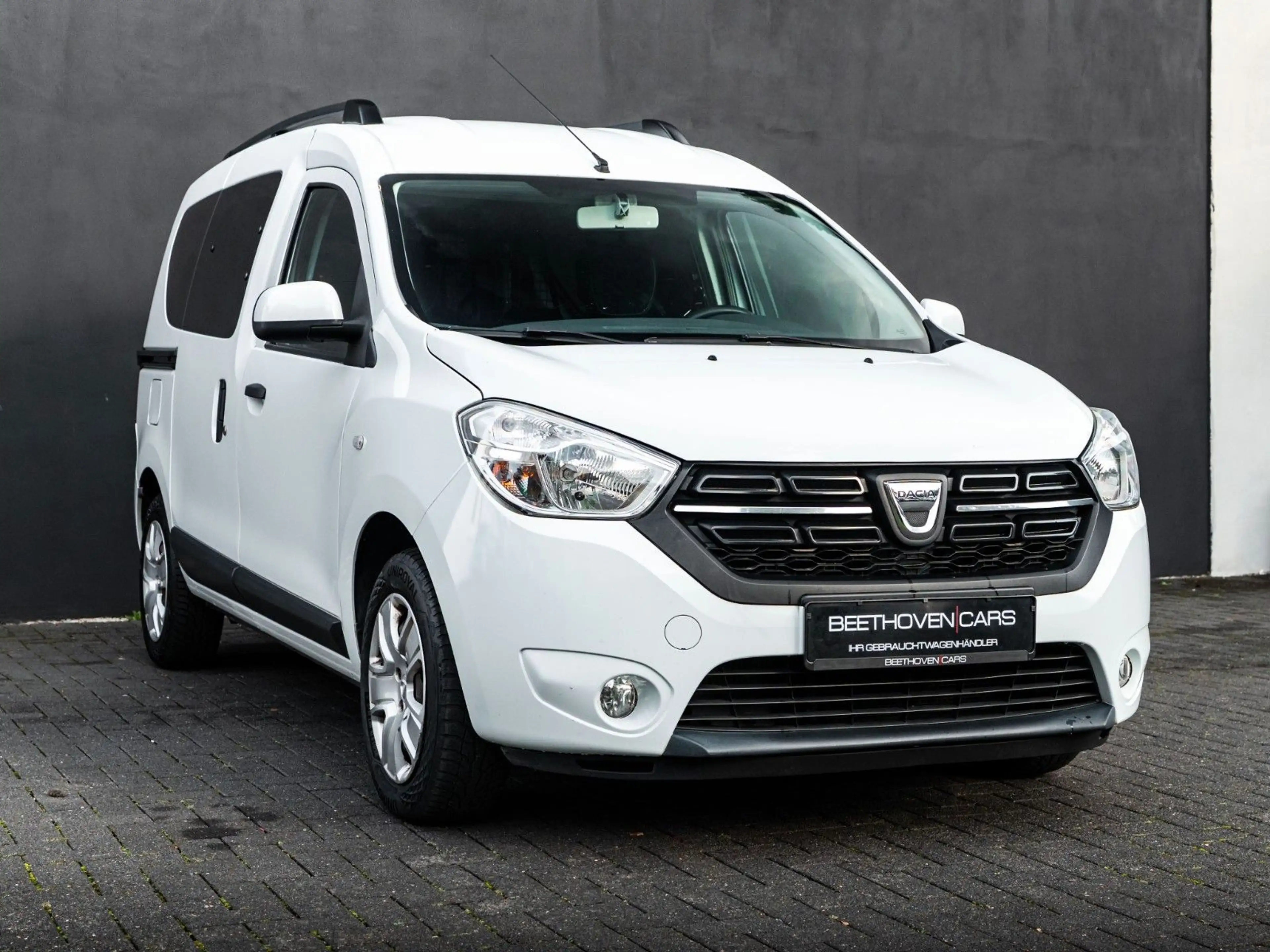 Dacia Dokker Comfort 1,5 DCI 90 PS EURO6 — photo 3