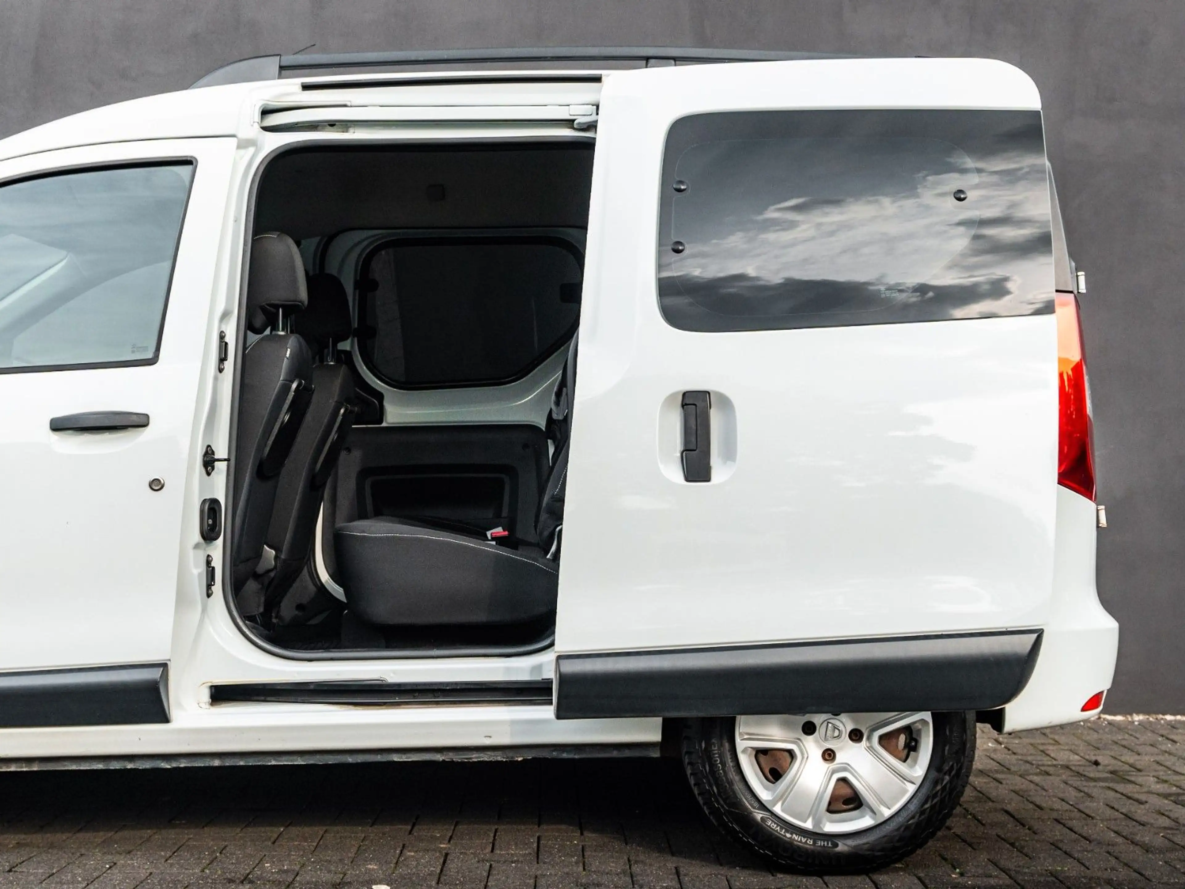 Dacia Dokker Comfort 1,5 DCI 90 PS EURO6 — photo 7