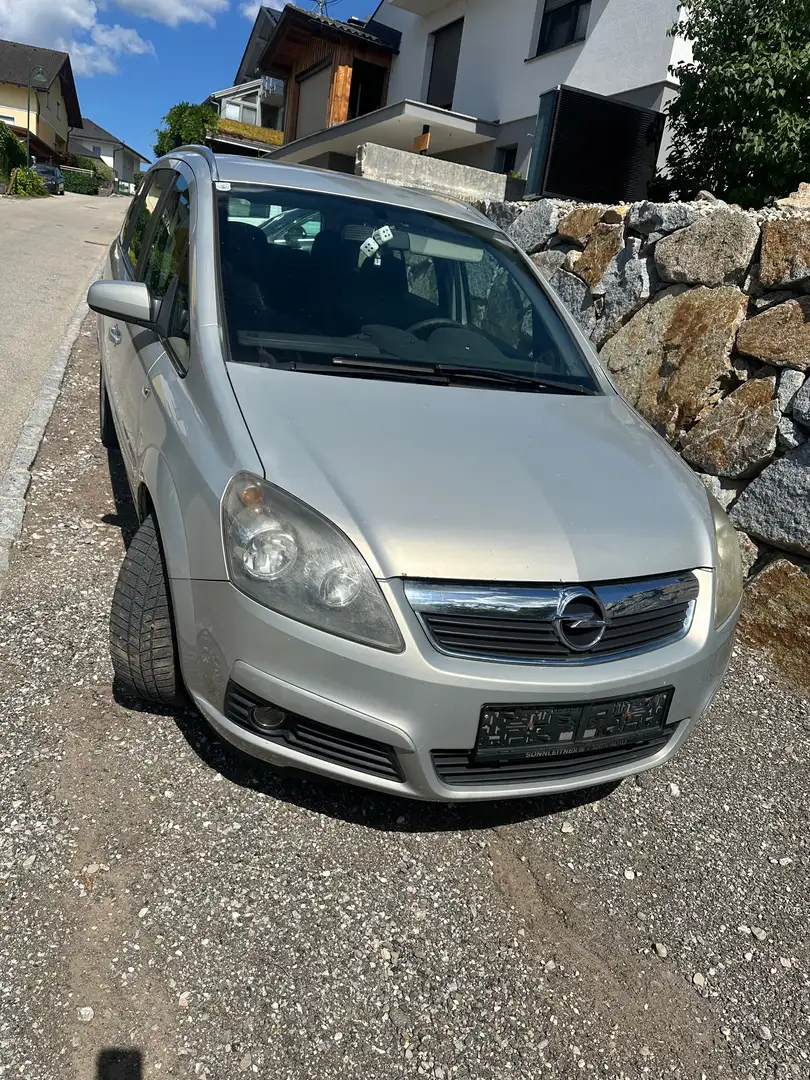 Opel Zafira Zafira 1.9 CDTIEdition Grau - 1