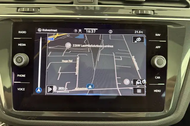 Volkswagen Tiguan view 23