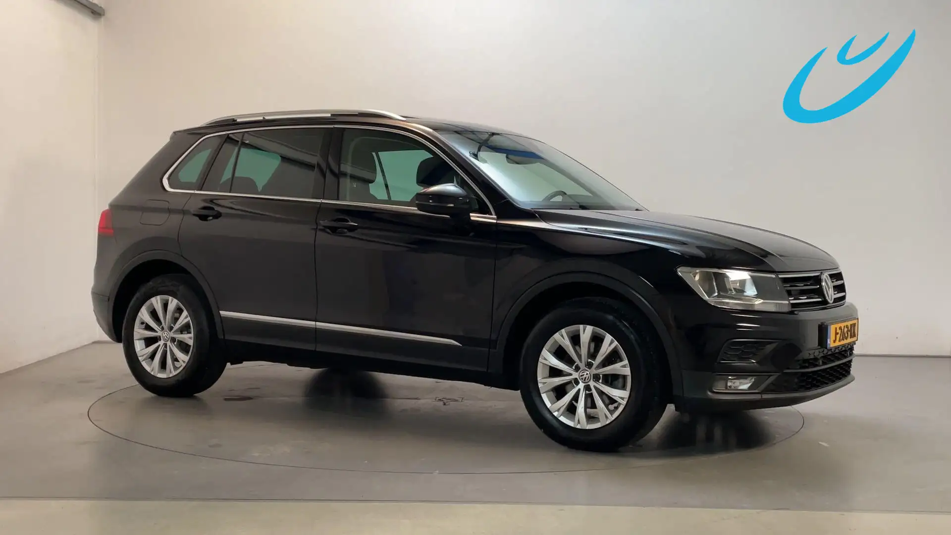 Volkswagen Tiguan 1.5 TSI 150pk DSG ACT Comfortline Business Stoelve Zwart - 1