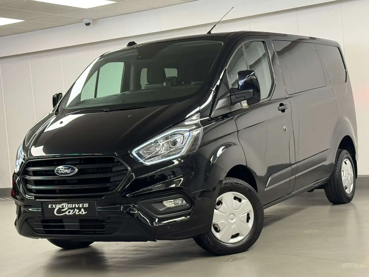 Ford Transit Custom 2.0 TDCI 130 CV UTILITAIRE DOUBLE CABINE 6 PLACES Noir - 1